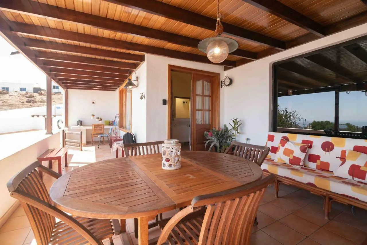 Casa Mira Vivienda Vacacional Güime فيلة